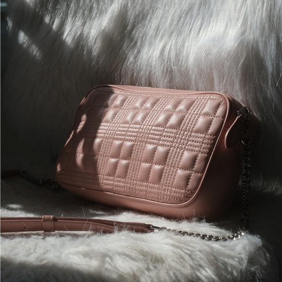 Burberry Crossbody - Picture 4 of 11